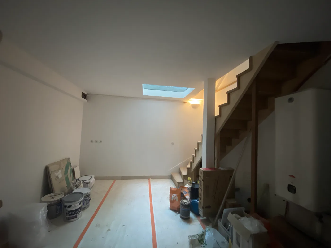 Vitrage au plafond de l'atelier d'artiste, Paris 14e